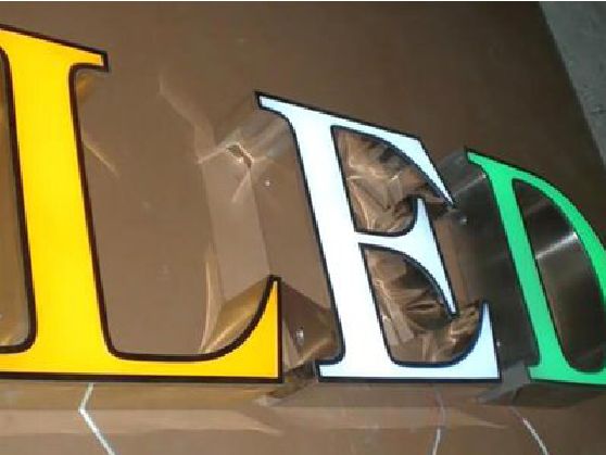 永康介绍LED招牌的基础知识。